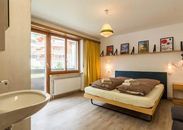 Cresta By Interhome 萨斯费