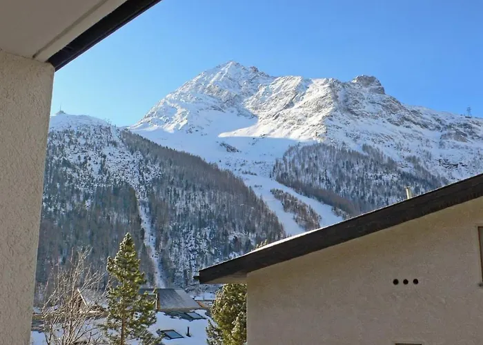 Cresta By Interhome 公寓 *