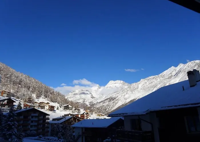 Cresta By Interhome 公寓